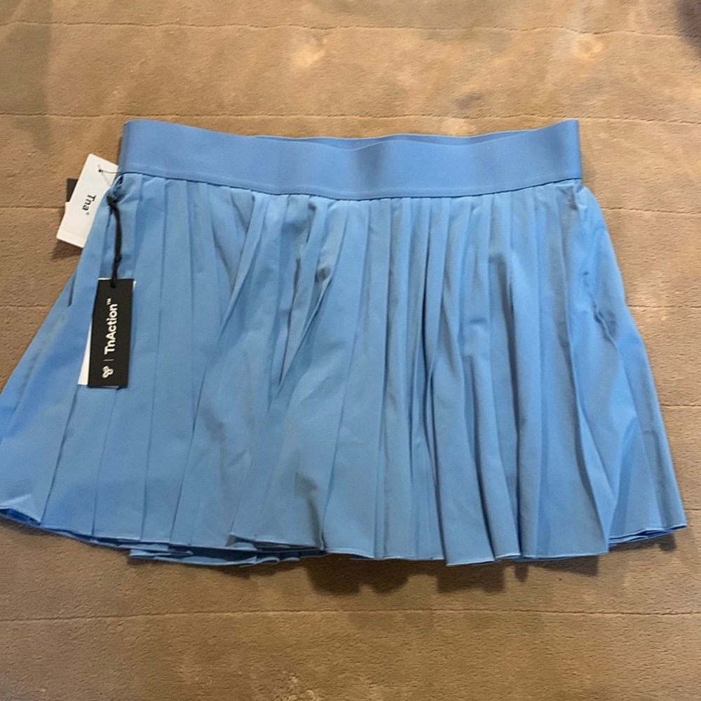 Aritzia skirt